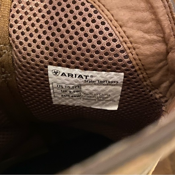 Ariat boots size 10.5 EE - Picture 4 of 10